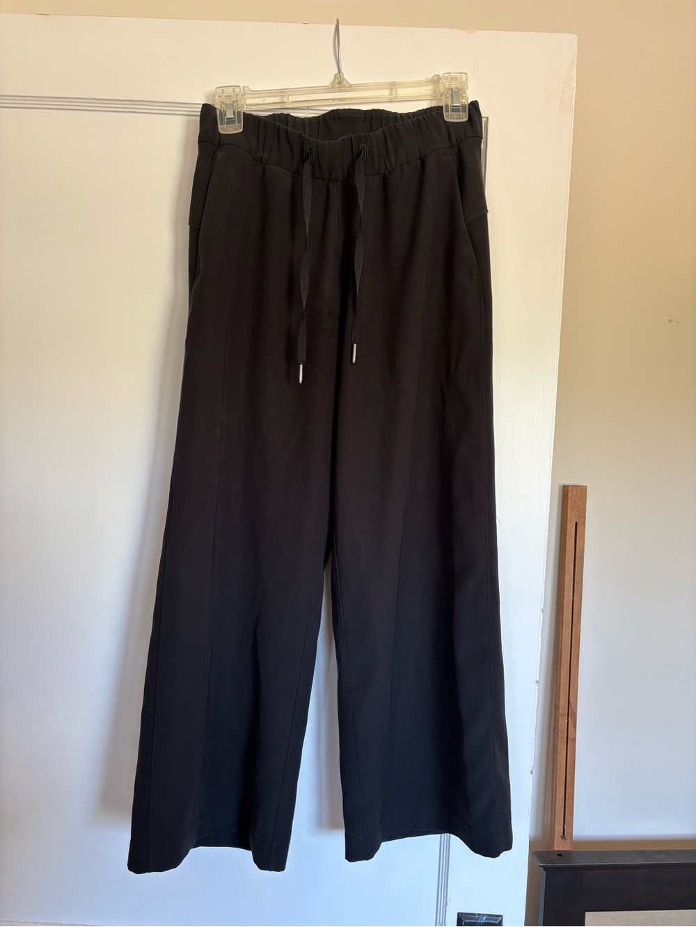Lululemon Black Daydrift Wide-Leg Cropped Pants